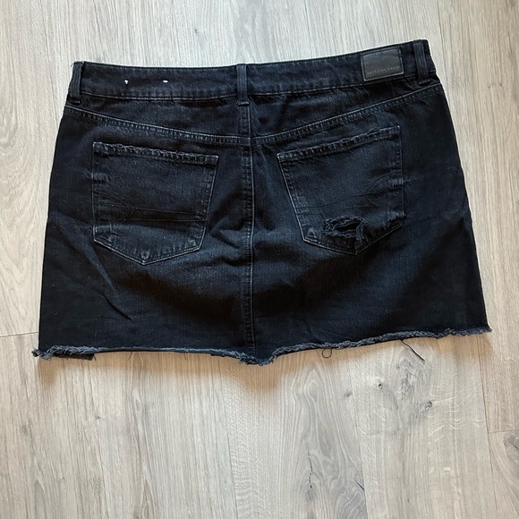 American Eagle Denim Skirt - Picture 2 of 3
